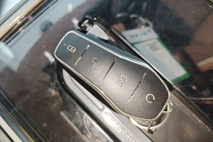 Used BYD Han L 2025 EV Four-Wheel Drive LiDAR Flagship Model Vehicle Key