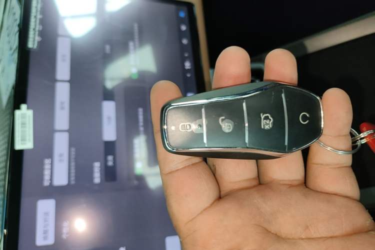 Used BYD Han L 2025 EV Four-Wheel Drive LiDAR Flagship Model Vehicle Key