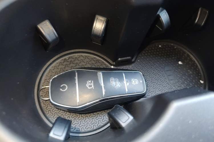 Used BYD Han L 2025 EV Four-Wheel Drive LiDAR Flagship Model Vehicle Key