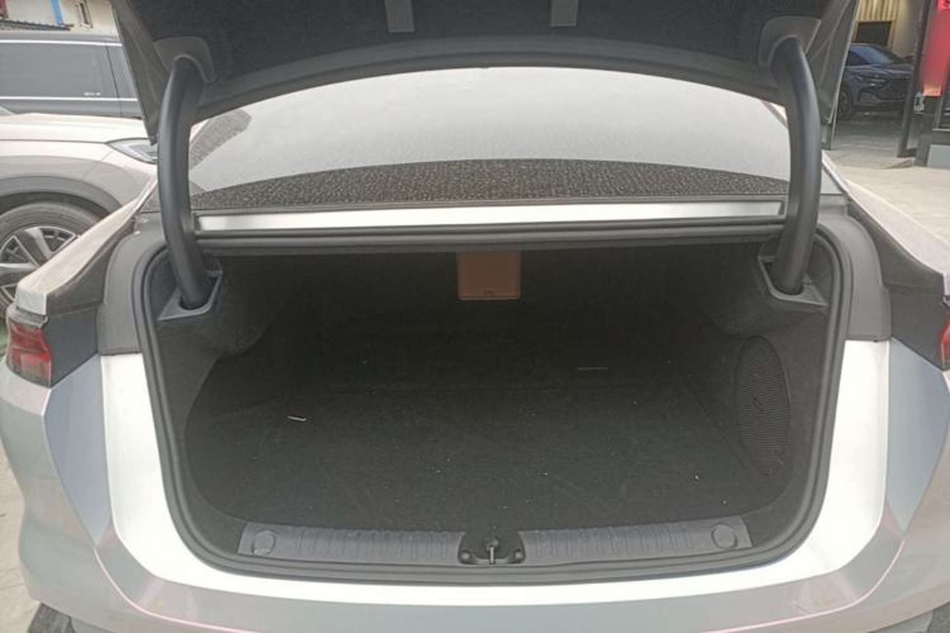 Used BYD Han L 2025 EV Four-Wheel Drive LiDAR Flagship Model Trunk