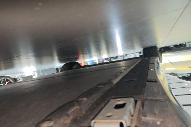 Used BYD Han L 2025 EV Four-Wheel Drive LiDAR Flagship Model Left Side Sill