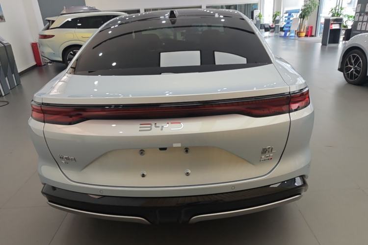 Used BYD Han L 2025 EV Four-Wheel Drive LiDAR Flagship Model Rear