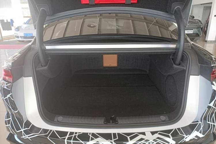Used BYD Han L 2025 EV Four-Wheel Drive LiDAR Flagship Model Trunk