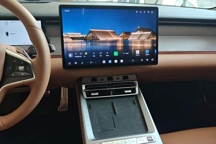 Used BYD Han L 2025 EV Four-Wheel Drive LiDAR Flagship Model Audio And AC Panel