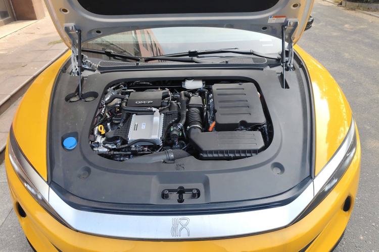 Used BYD Han L 2025 DM-p Four-Wheel-Drive LiDAR Flagship Model Engine Bay