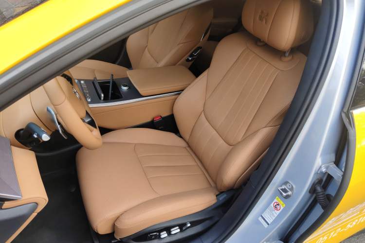 Used BYD Han L 2025 DM-p Four-Wheel-Drive LiDAR Flagship Model Left Front Seat