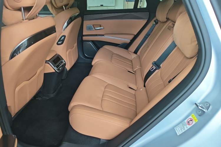 Used BYD Han L 2025 EV Four-Wheel Drive LiDAR Flagship Model Left Rear Seat