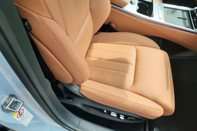 Used BYD Han L 2025 EV Four-Wheel Drive LiDAR Flagship Model Right Front Seat