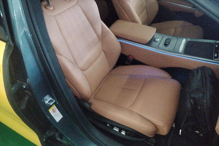Used BYD Han L 2025 DM-p Four-Wheel-Drive LiDAR Flagship Model Right Front Seat