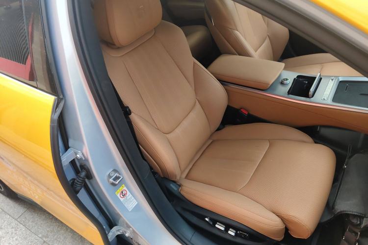 Used BYD Han L 2025 DM-p Four-Wheel-Drive LiDAR Flagship Model Right Front Seat