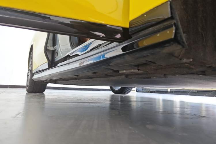 Used BYD Han L 2025 EV Four-Wheel Drive LiDAR Flagship Model Right Side Sill