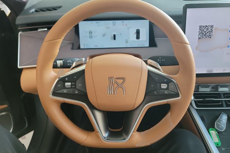 Used BYD Han L 2025 DM-p Four-Wheel-Drive LiDAR Flagship Model Steering Wheel