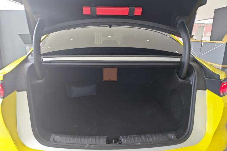 Used BYD Han L 2025 EV Four-Wheel Drive LiDAR Flagship Model Trunk