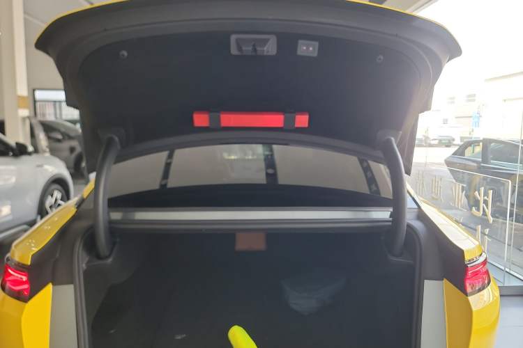 Used BYD Han L 2025 DM-p Four-Wheel-Drive LiDAR Flagship Model Trunk