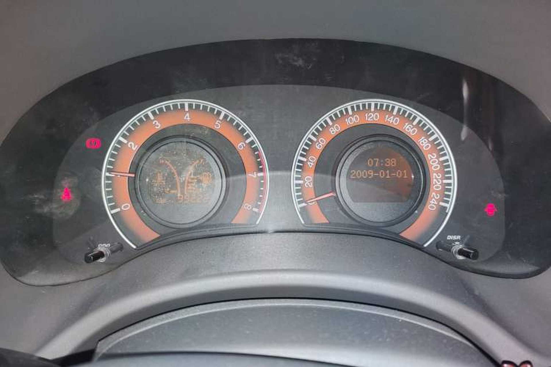 Used BYD L3 2011 New Fengchang Edition 1.5L Manual Luxury Model Instrument Cluster