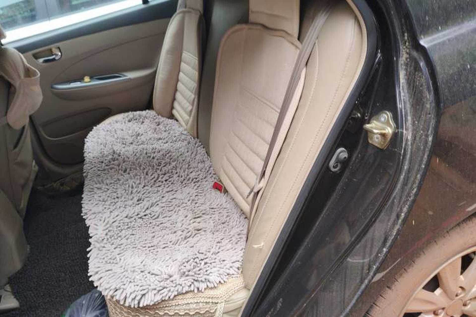 Used BYD L3 2011 New Fengchang Edition 1.5L Manual Luxury Model Left Rear Seat