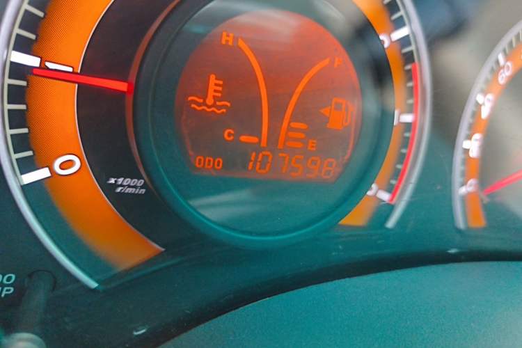 Used BYD L3 2011 New Fengchang Edition 1.5L Manual Luxury Model Odometer Close Up