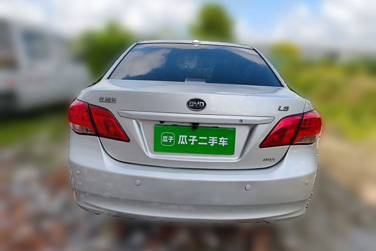 Used BYD L3 2011 New Fengchang Edition 1.5L Manual Luxury Model Rear