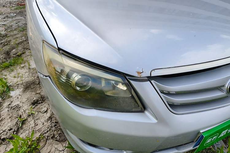 Used BYD L3 2011 New Fengchang Edition 1.5L Manual Luxury Model Right Front Headlight