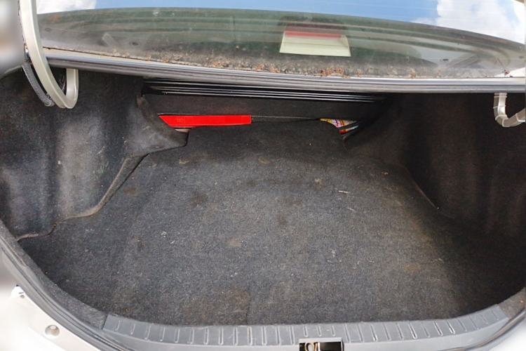 Used BYD L3 2011 New Fengchang Edition 1.5L Manual Luxury Model Trunk