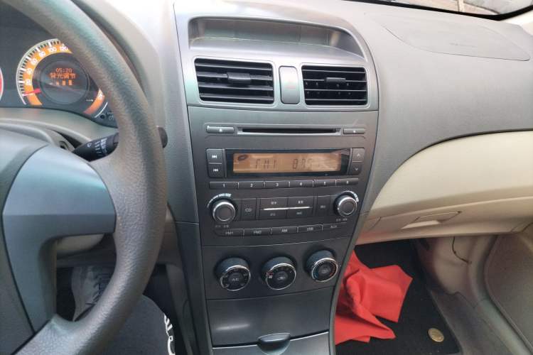 Used BYD L3 2012 1.5L Manual Comfort Edition Audio And AC Panel