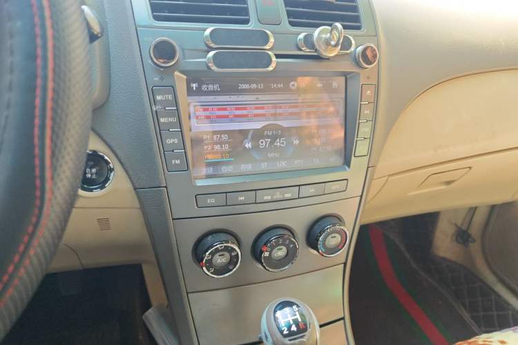 Used BYD L3 2012 1.5L Manual Comfort Edition Audio And AC Panel