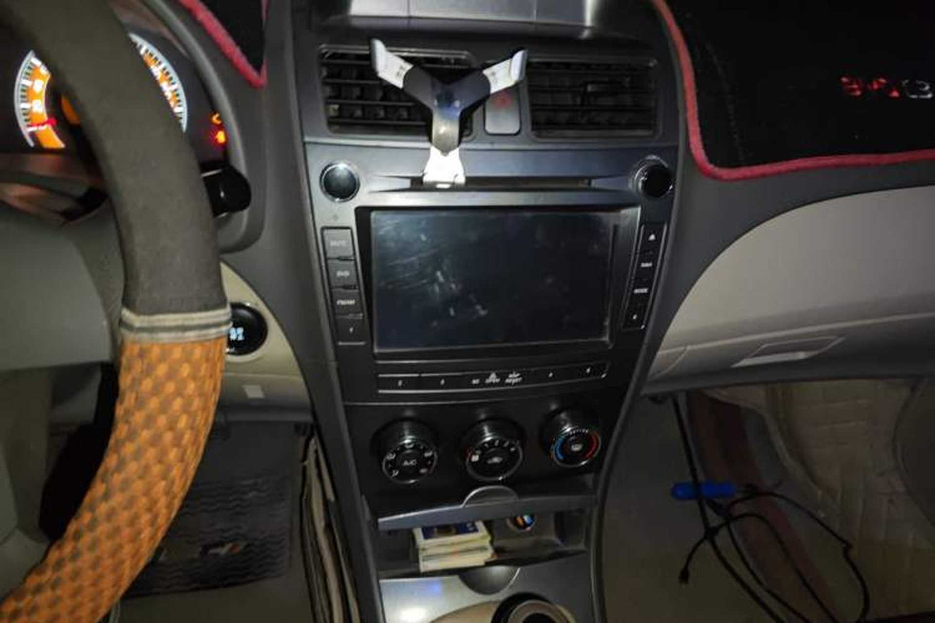 Used BYD L3 2012 1.5L Manual Comfort Edition Audio And AC Panel