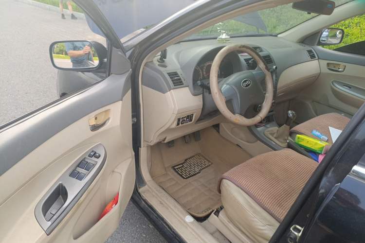 Used BYD L3 2012 1.5L Manual Comfort Edition Driver Seat