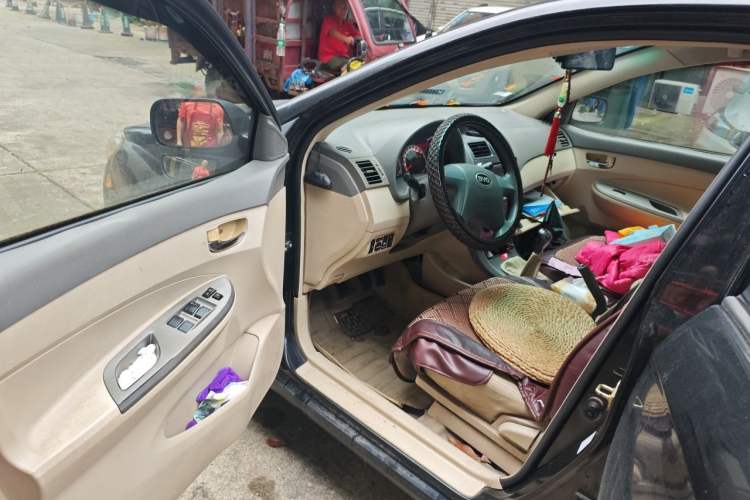 Used BYD L3 2012 1.5L Manual Luxury Version Driver Seat
