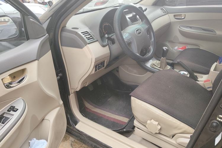 Used BYD L3 2012 1.5L Manual Luxury Version Driver Seat