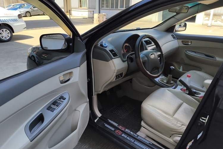 Used BYD L3 2012 1.5L Manual Comfort Edition Driver Seat