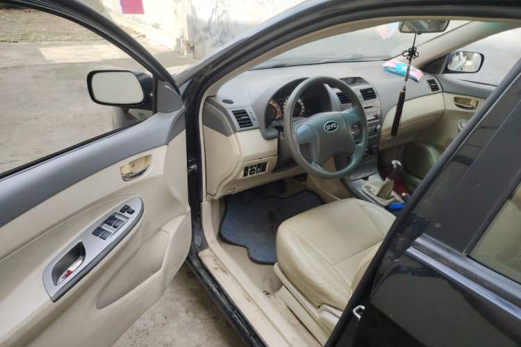 Used BYD L3 2012 1.5L Manual Comfort Edition Driver Seat