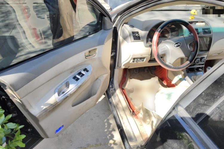 Used BYD L3 2012 1.5L Manual Luxury Version Driver Seat