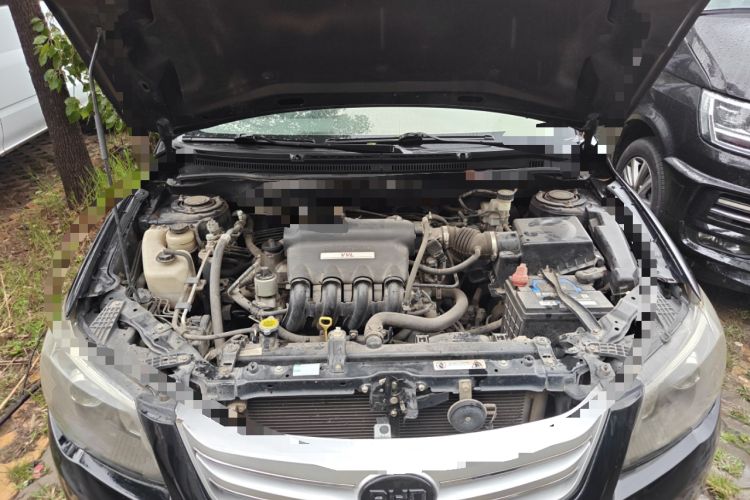 Used BYD L3 2012 1.5L Manual Comfort Edition Engine Bay