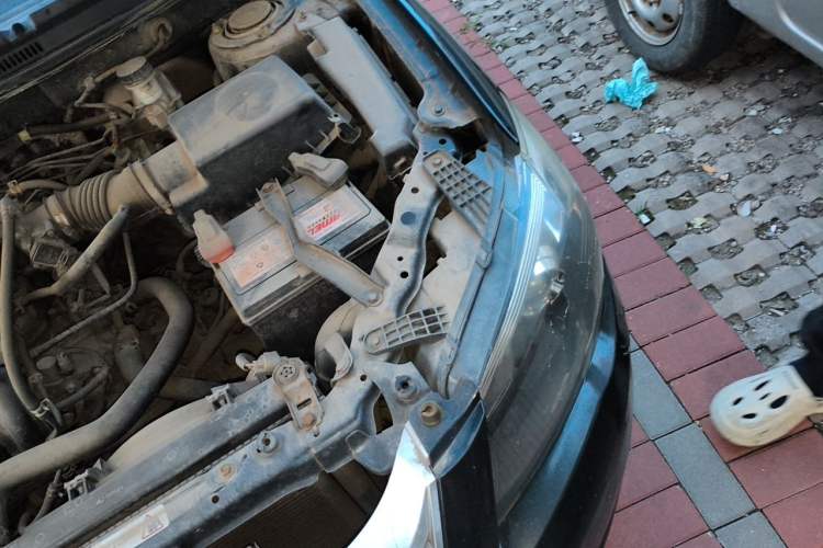 Used BYD L3 2012 1.5L Manual Comfort Edition Engine Bay Left