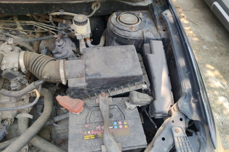 Used BYD L3 2012 1.5L Manual Comfort Edition Engine Bay Left
