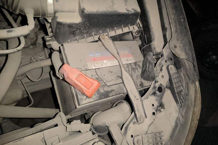 Used BYD L3 2012 1.5L Manual Comfort Edition Engine Bay Left