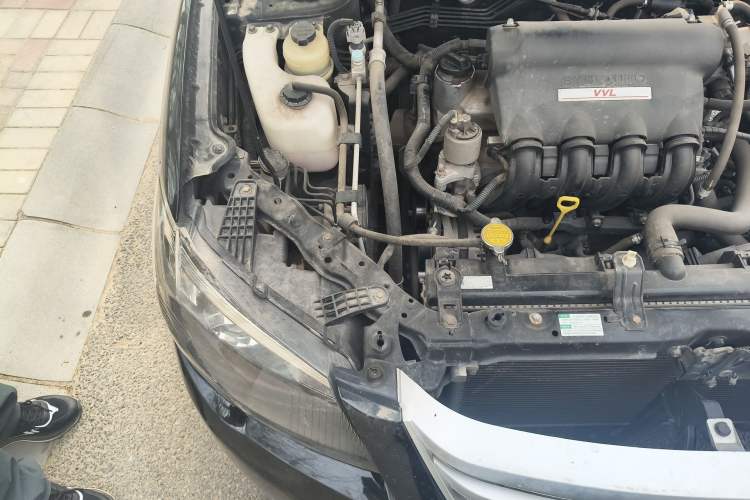 Used BYD L3 2012 1.5L Manual Comfort Edition Engine Bay Right