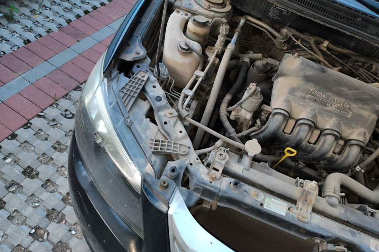 Used BYD L3 2012 1.5L Manual Comfort Edition Engine Bay Right