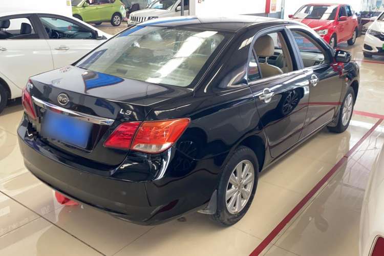 Used BYD L3 2012 1.5L Manual Comfort Edition Exterior 2
