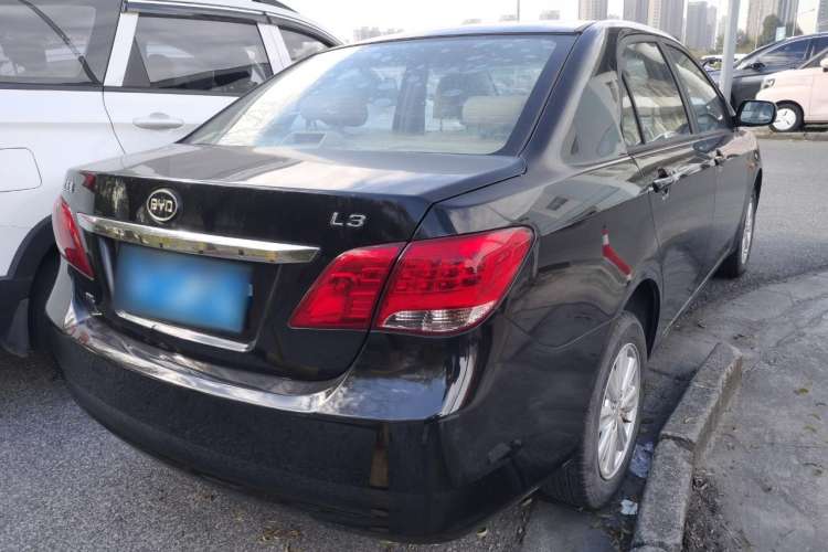 Used BYD L3 2012 1.5L Manual Comfort Edition Exterior 4