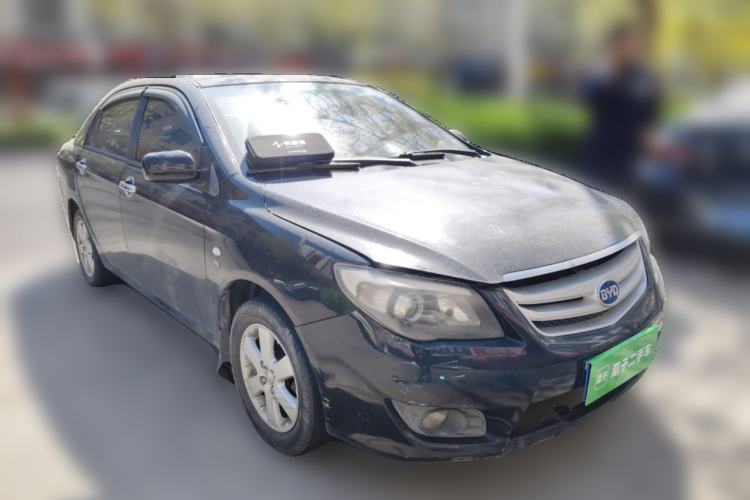 Used BYD L3 2012 1.5L Manual Luxury Version Front Right 45 Deg