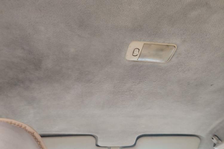 Used BYD L3 2012 1.5L Manual Comfort Edition Headliner