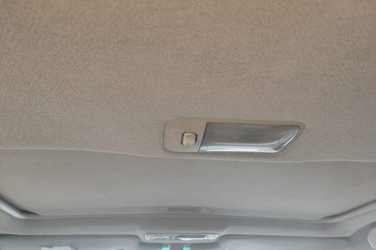 Used BYD L3 2012 1.5L Manual Luxury Version Headliner