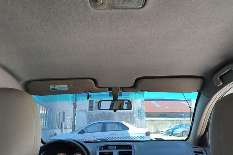 Used BYD L3 2012 1.5L Manual Comfort Edition Headliner