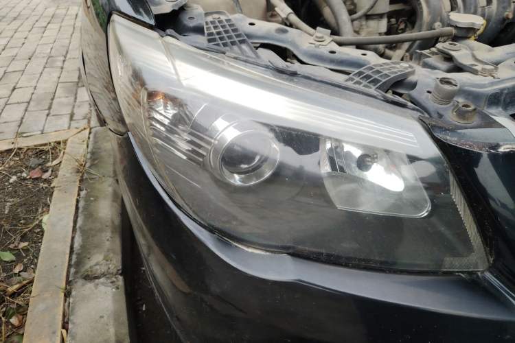 Used BYD L3 2012 1.5L Manual Comfort Edition Right Front Headlight