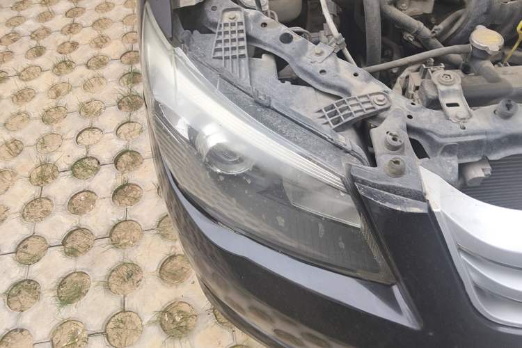 Used BYD L3 2012 1.5L Manual Luxury Version Right Front Headlight