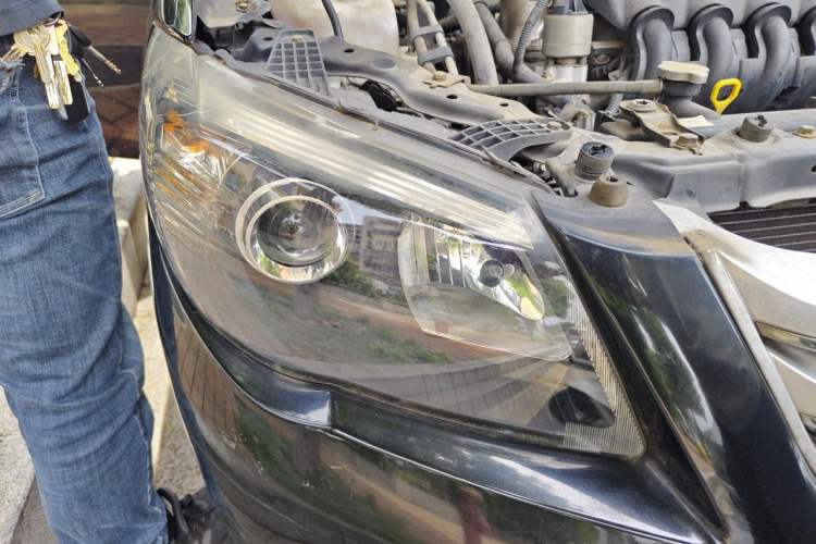 Used BYD L3 2012 1.5L Manual Comfort Edition Right Front Headlight