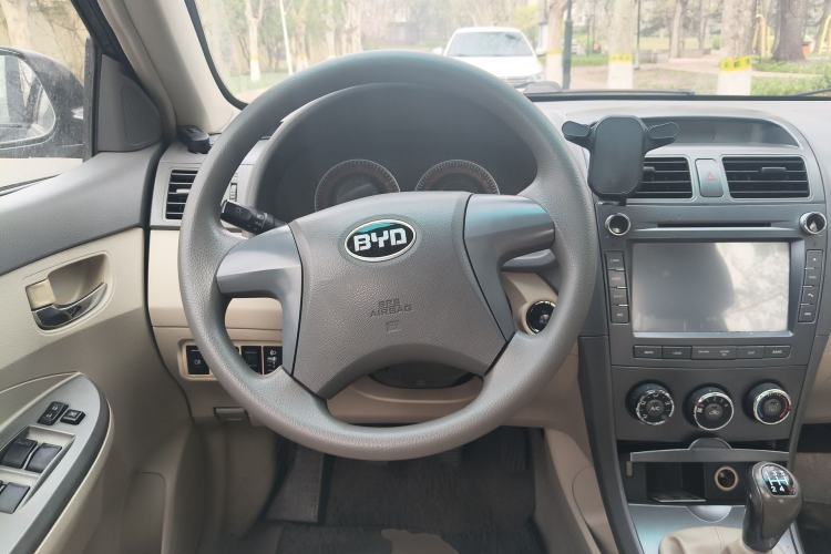 Used BYD L3 2012 1.5L Manual Comfort Edition Steering Wheel