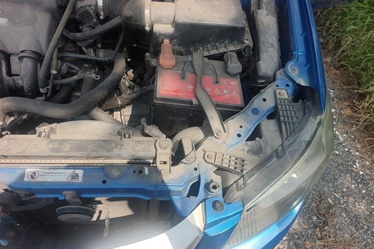 Used BYD L3 2012 1.5L Manual Comfort Edition Engine Bay Left